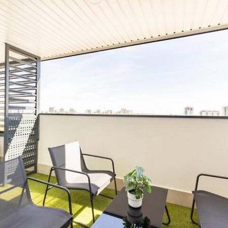 Piso Climatizado Y Parking Apartment Madrid Exterior photo