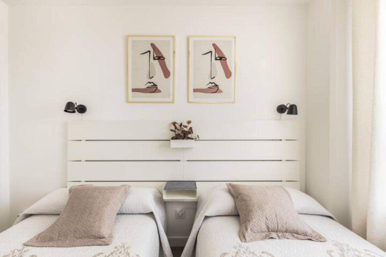 Piso Climatizado Y Parking Apartment Madrid Exterior photo