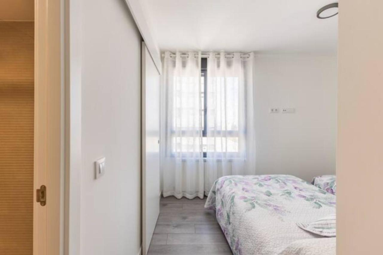 Piso Climatizado Y Parking Apartment Madrid Exterior photo