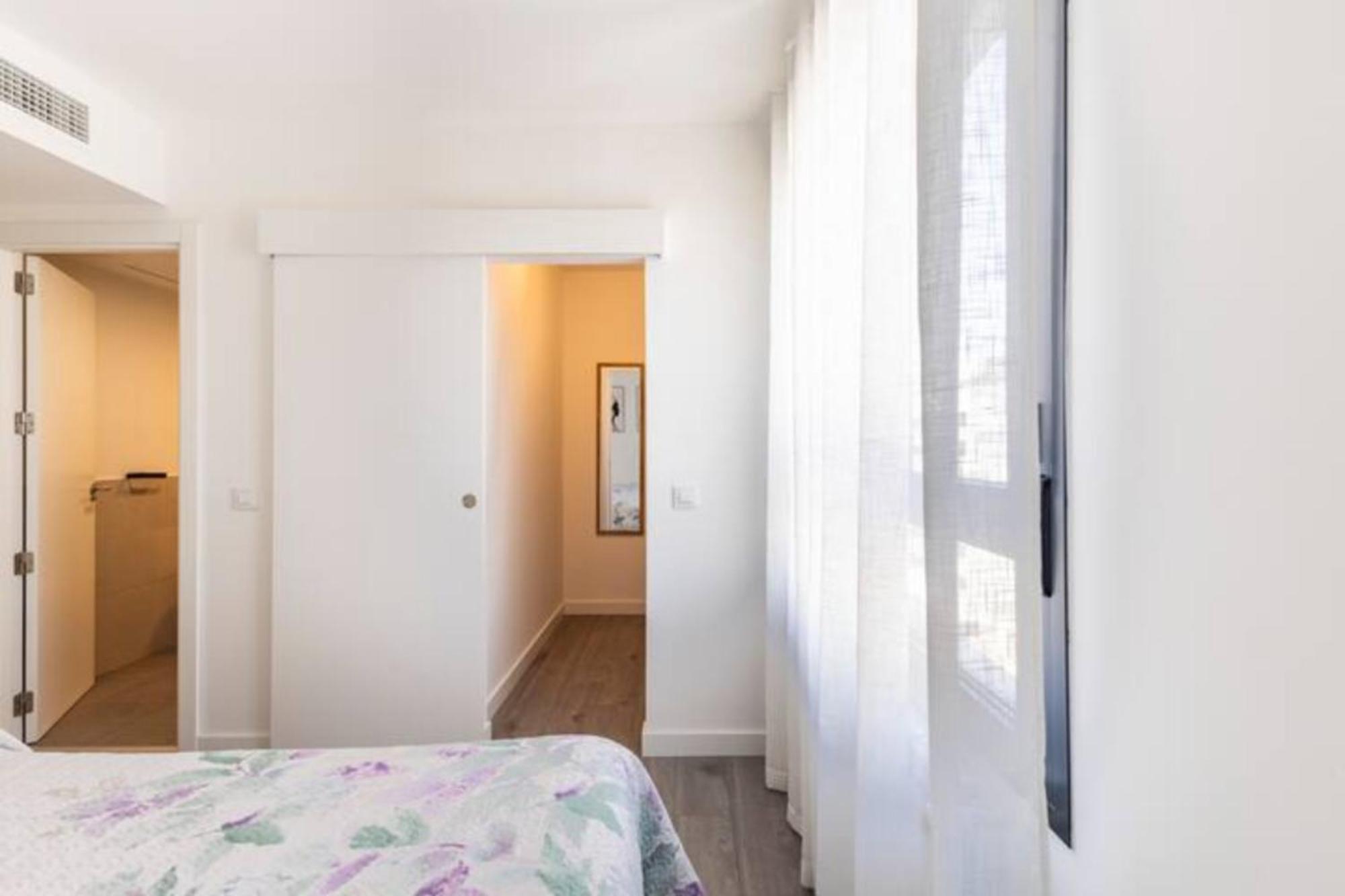 Piso Climatizado Y Parking Apartment Madrid Exterior photo
